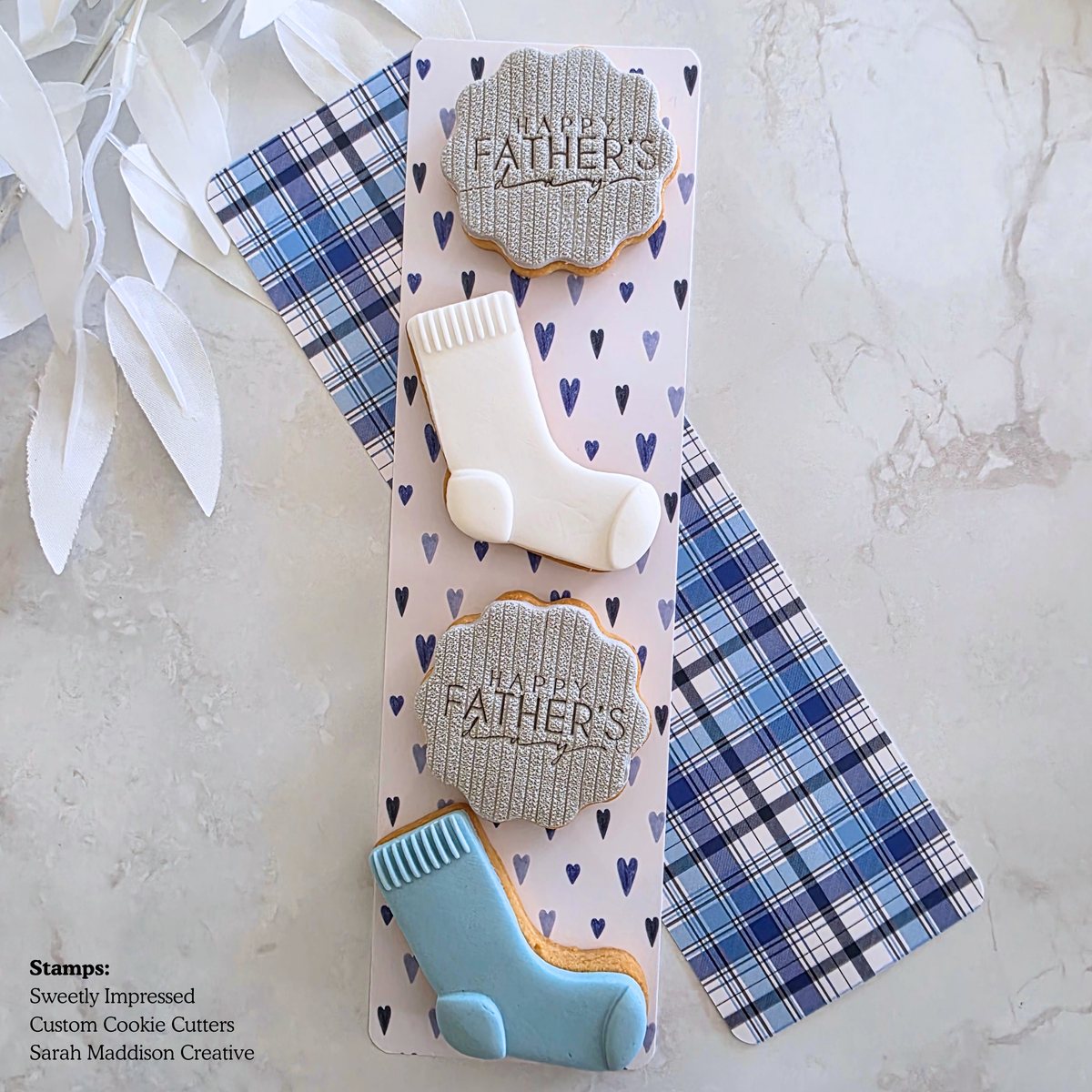 [Food Safe] Blue Hearts And Tartan Pattern - Long Backing Cards - 25 Pack